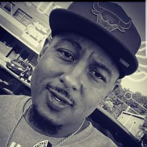 Meet your Posher, Mino